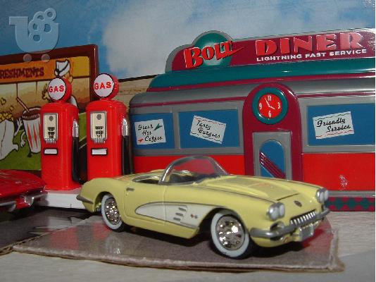 PoulaTo: 1958 Corvette Convertble, Barrett Jackson, Greenlight, Corvette Collection  mint